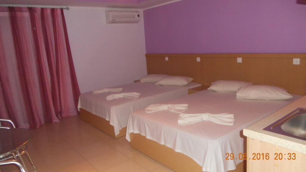 Dimis Studios And Apartments Olympiakí Aktí Kültér fotó