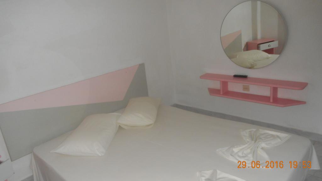 Dimis Studios And Apartments Olympiakí Aktí Kültér fotó