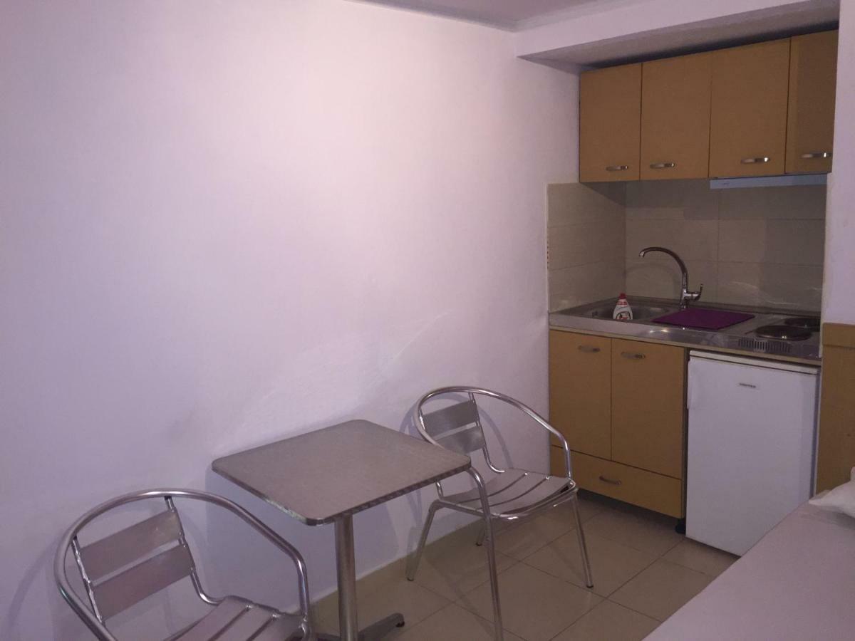 Dimis Studios And Apartments Olympiakí Aktí Kültér fotó