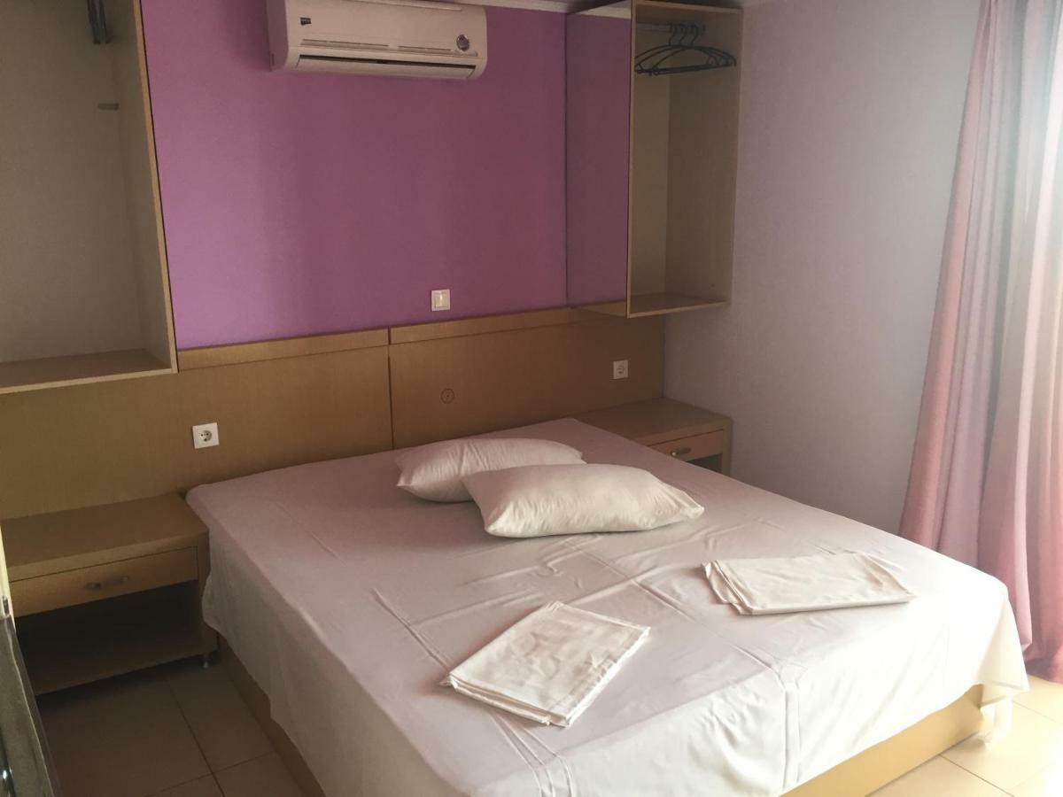 Dimis Studios And Apartments Olympiakí Aktí Kültér fotó